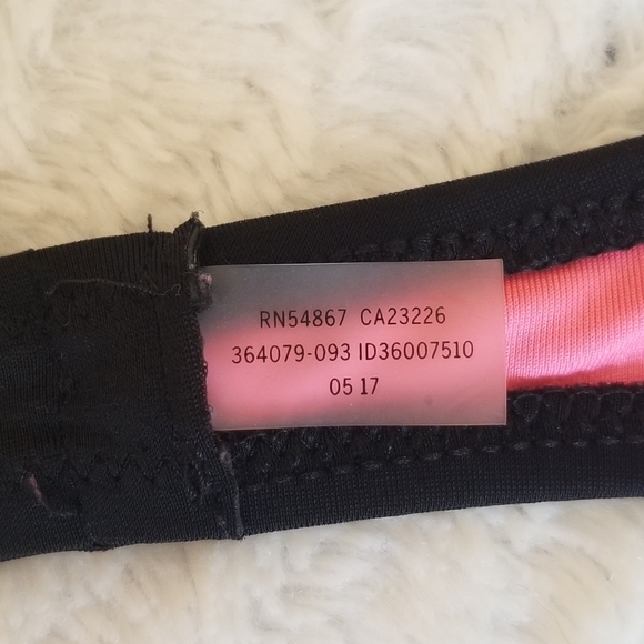 Victoria's Secret Pink criss-cross bandeau bikini - Picture 6 of 13
